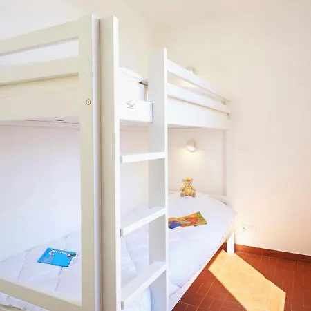 Goelia Les Carrats 3*