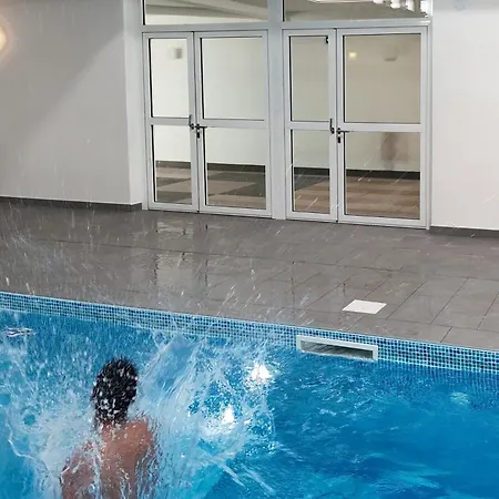 Goelia Les Carrats Üdülőpark 3*