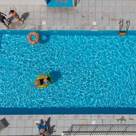 Goelia Les Carrats 3*