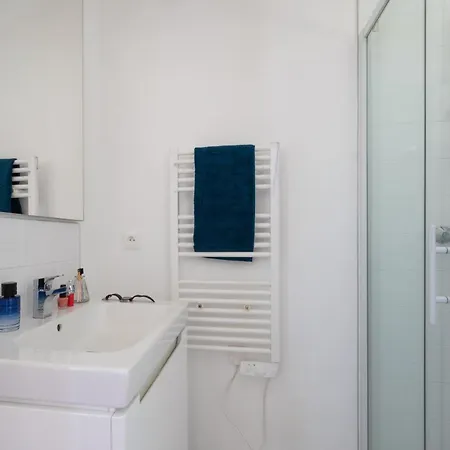 Goelia Les Carrats ルカート