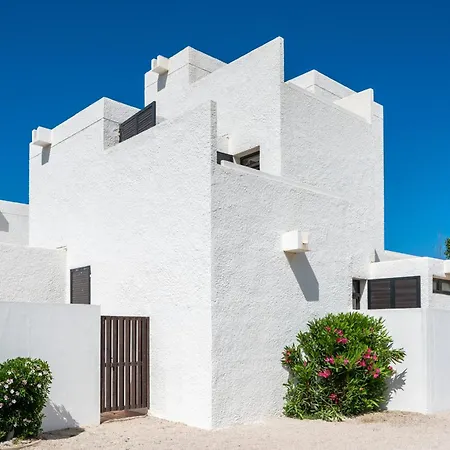 ホリデーパーク Goelia Les Carrats